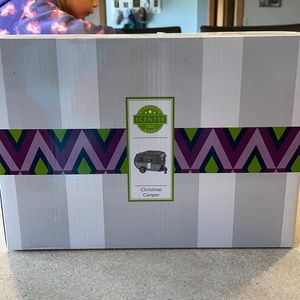 Scentsy warmer - Christmas Camper